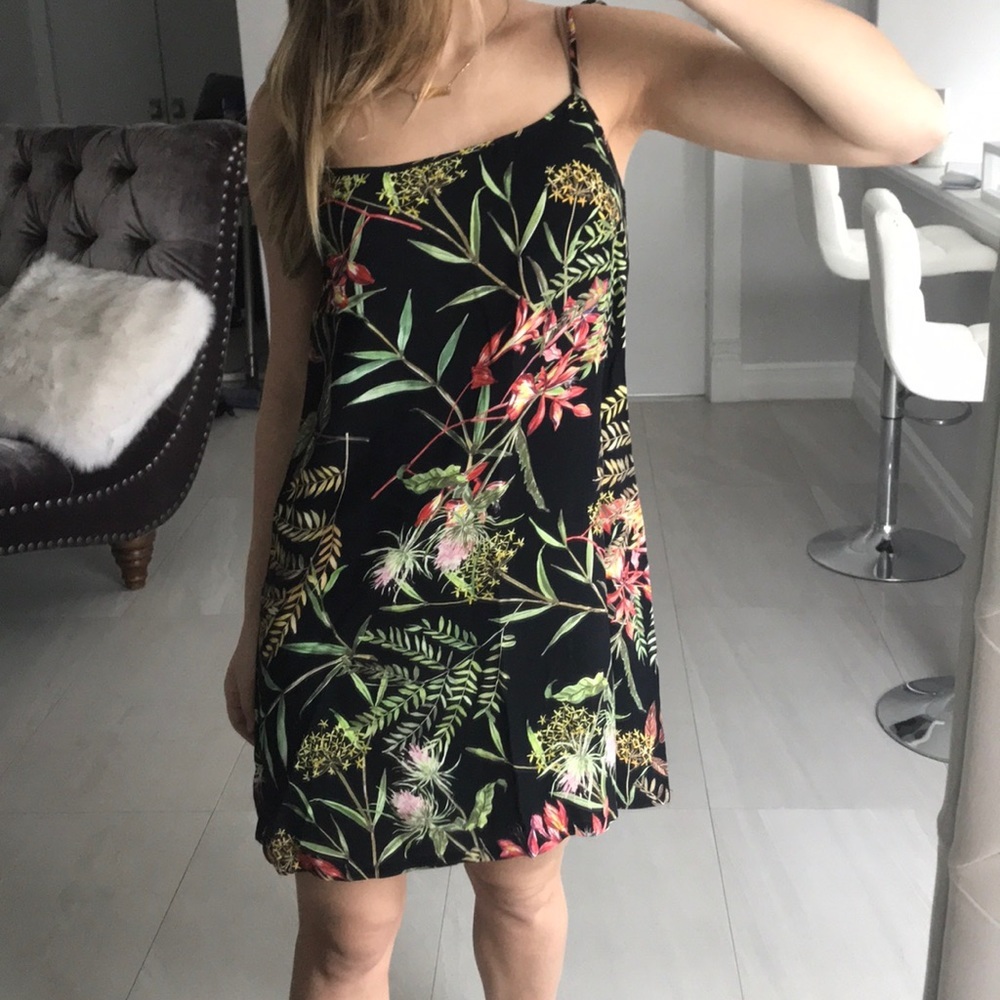 French Connection Dress - Picture 3 of 7